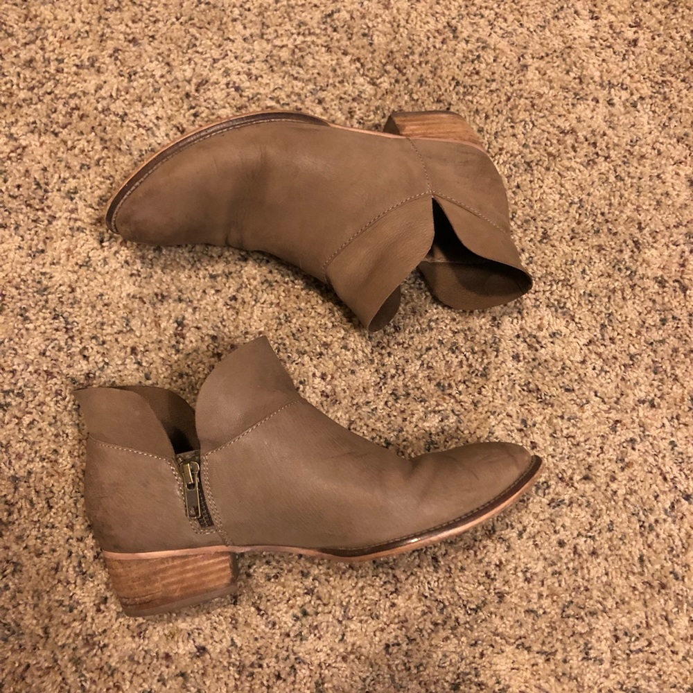 Seychelles Ankle Booties